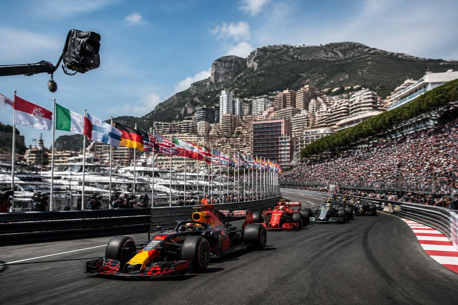 découvrez quels grands prix de formule 1 sont diffusés en clair cette saison et ne manquez aucune course gratuite en direct.